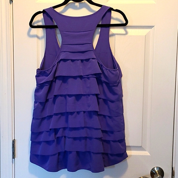 Purple ruffled Aritzia tank with side zip/clasp - Picture 3 of 4